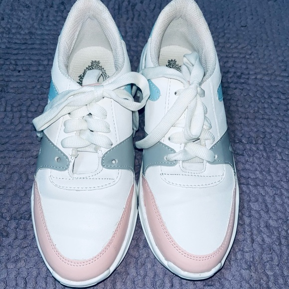 NWOT SHOE❤️fixed price ❤️ - Picture 5 of 6